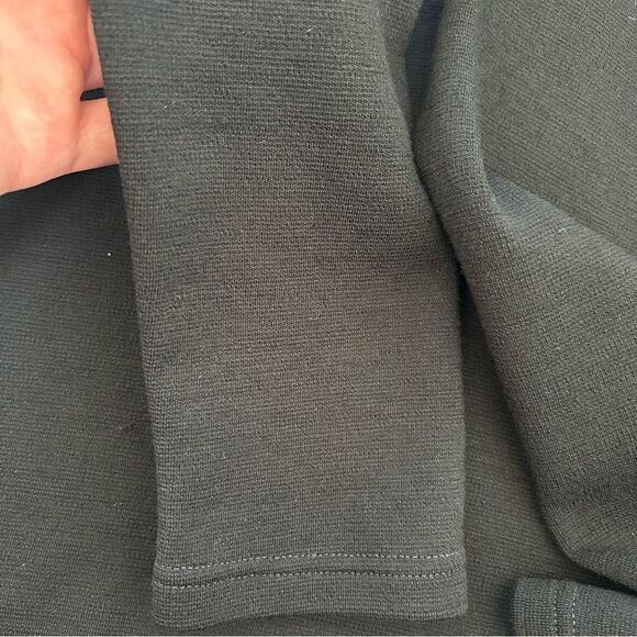 Untouched World Long Hooded Pullover in black - Picture 12 of 13